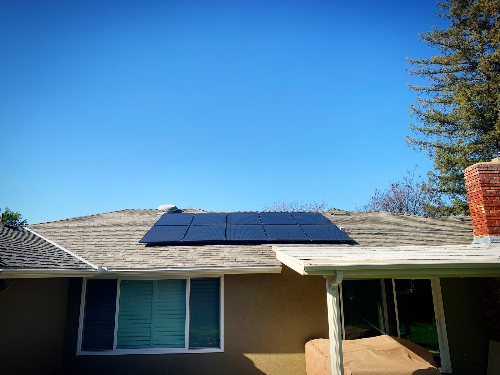 Rooftop solar array installed by Net Metering Systems in Fresno, CA